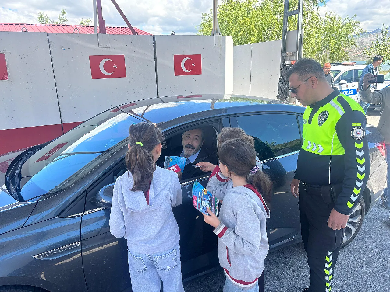 Malatya'da Öğrenciler Emniyet Kemeri Simülasyonuna Girdi!