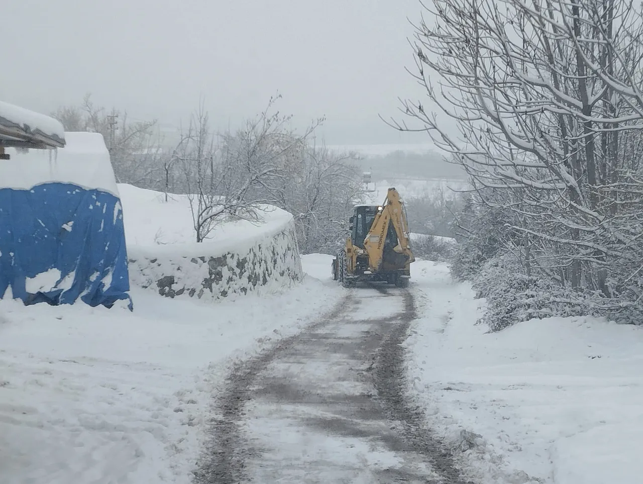Battalgazi Kar Küreme Araçları Kritik Noktalarda Nöbette!