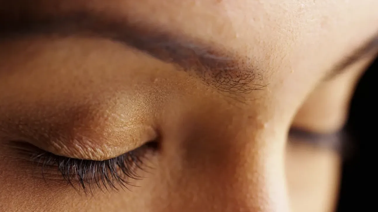 Kör Konak Sanılan İnsanda Canlı Solucan Şoku!