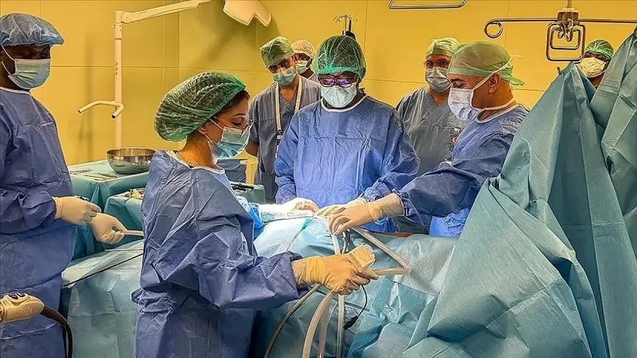 Türk Hekimlerin Gambiya'da Yürüttüğü Sağlık Görevleri Bölge Halkına Umut Oluyor