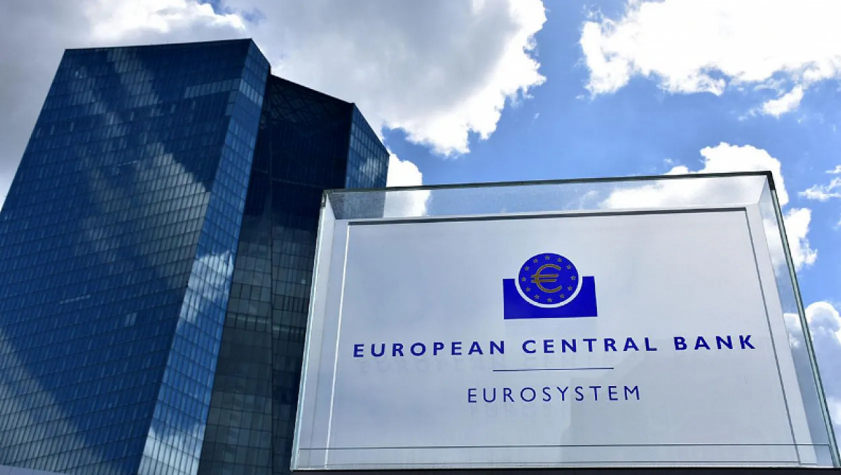 Avrupa Merkez Bankası Faizleri Sabit Tuttu