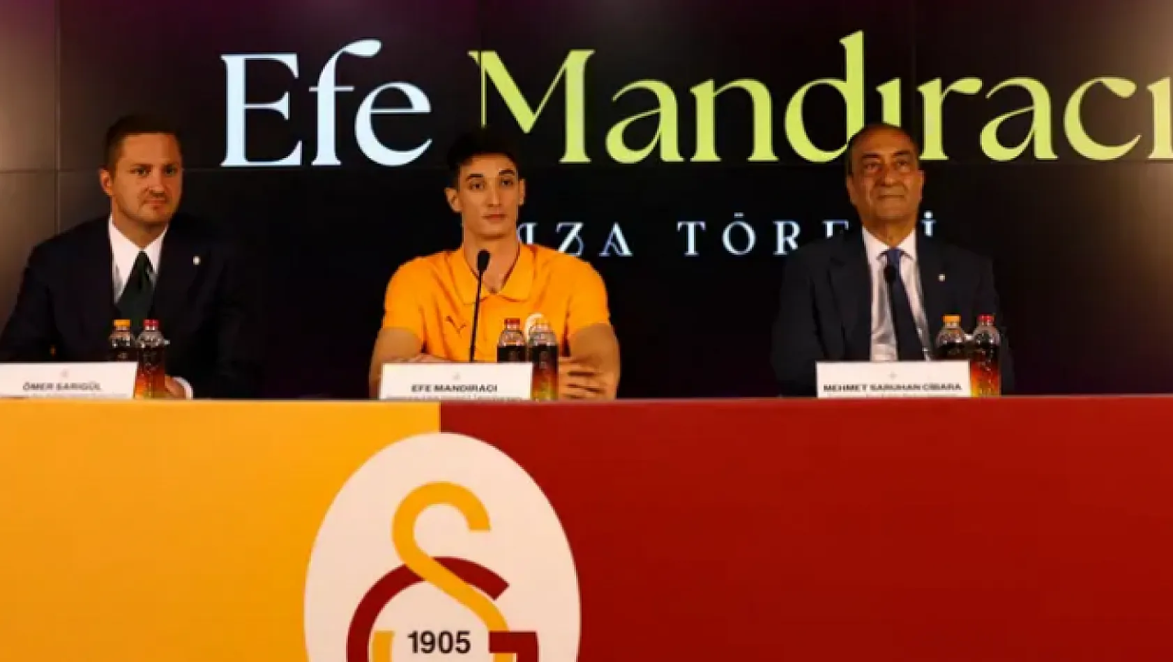 Galatasaray'ın Yeni Transferi Efe Mandıracı! Çocukluk Hayalim Gerçek Oldu