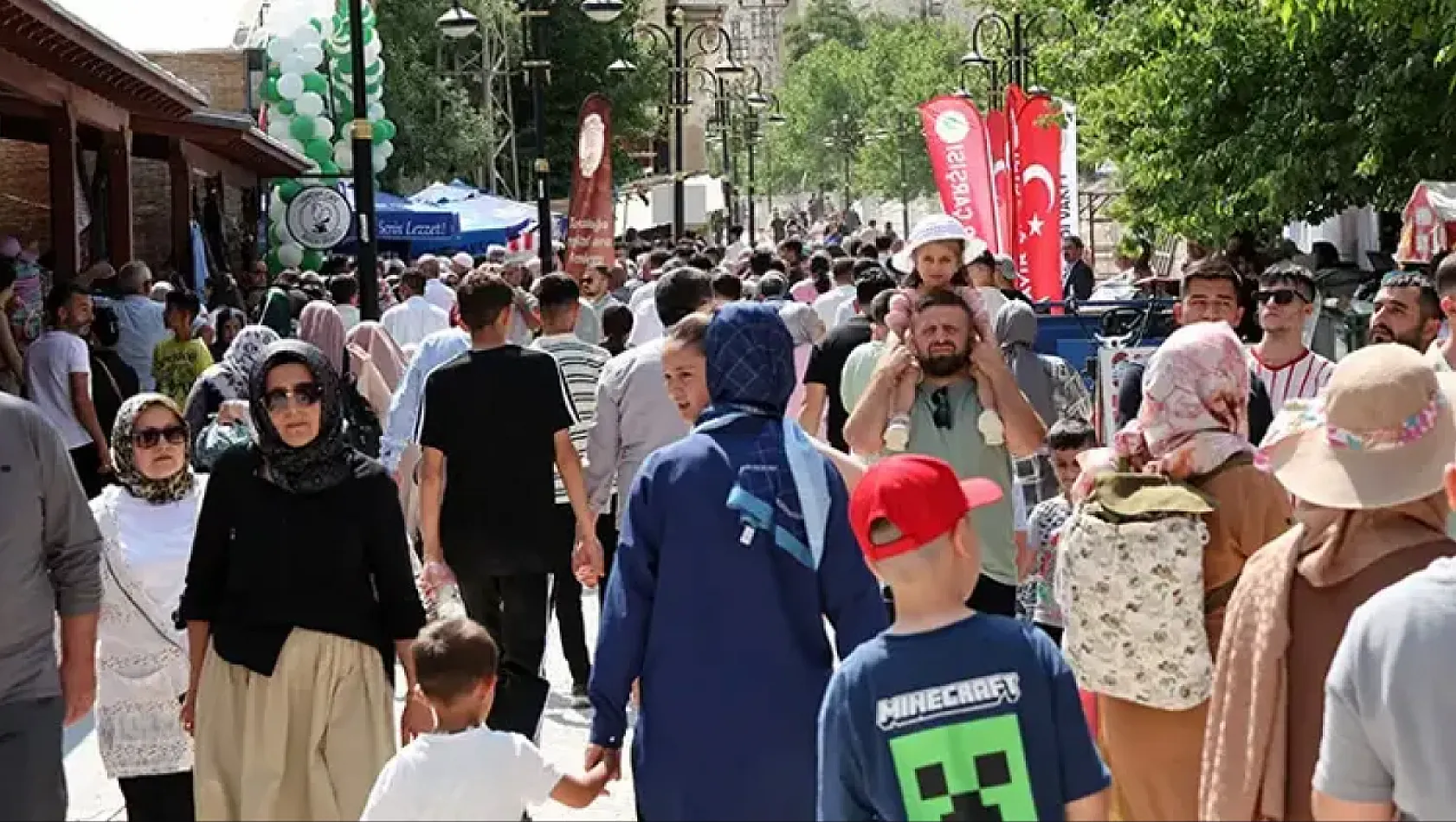 Malatya'da Bekar Sayısı 173 Bine Ulaştı! Gençler Neden Evlenmiyor?