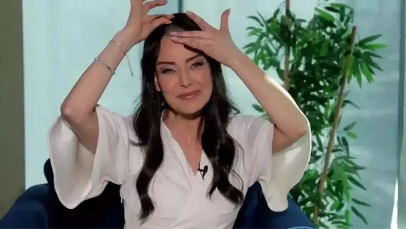 Ünlü Sunucu Nursel Ergin Kanserle Mücadele Ettiğini Sosyal Medyadan Duyurdu