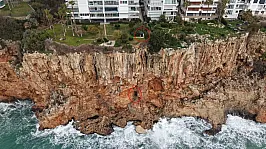 Falezlerde 40 Yıllık Kaçak Saltanat Bitti!  Dünyada Eşi Yoktu Betona Boğdular