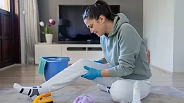 Gözden Kaçan 8 Tehlike! Sürekli Tökezliyor ve Nedensizce Terliyorsanız Dikkat