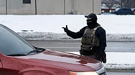 ICE Baskınları Bitti: Binlerce Gözaltı, İki Ölüm