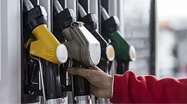 Küresel Piyasalardaki Hareketlilik Akaryakıt Fiyatlarını Yeniden Rekor Seviyelere Taşıyor