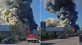 Sincan'da Boya Fabrikası Alevlere Teslim Patlama Sesleri İlçeyi Ayaklandırdı