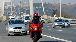 Trafik Kanunu Teklifinin Yasalaşmasıyla Birlikte İki Tekerlekli Araçlar İçin Caydırıcı Yaptırımlar Devreye Giriyor