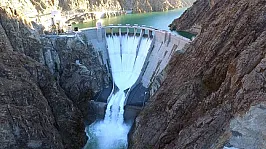 Türkiye'nin Enerjisinde Tarihi Şubat! HES'ler Rekor Kırdı, Yenilenebilir Enerji Zirveye Yerleşti!