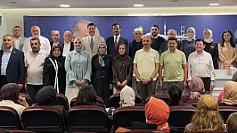 Üsküdar'da Siyaseti Hareketlendiren Geçiş! 4 CHP'li Meclis Üyesi AK Parti'ye Katıldı