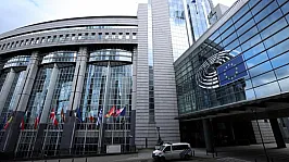 Yurt Dışı Alışverişinde Yeni Dönem: AB'den Dev Gümrük Reformu ve Ek Ücret Kararı!