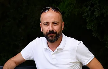 10 Günlük Yaşam Mücadelesini Kaybetti! Malatyalı Öğretmenden Acı Haber