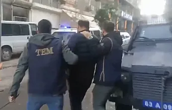 37 İlde Dev Dalga! Malatya'da FETÖ'ye Büyük Darbe!