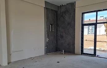 Afet Konutu Değil Şantiye Teslimi: Malatyalı Esnaftan Boş Dükkan Tepkisi!