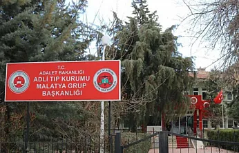 Başharık Mahallesi'nde Bıçaklanan Baba Yaşam Savaşını Kaybetti!