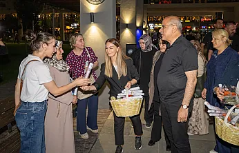 Başkan Sami Er Malatya'da Vatandaşları Dinledi! Çocuklardan Gelen Talep Dikkat Çekti