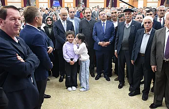 Bayramlaşma Programında Birlik Mesajı! Malatya Protokolü Vatandaşlarla Buluştu