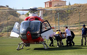 Darende'de Rahatsızlanan Genç Hasta Ambulans Helikopterle Malatya'ya Nakledildi!