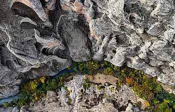 Darende'de Sonbahar Güzelliği! Tohma Kanyonu Renk Değiştirdi
