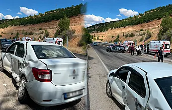 Doğanşehir'de Düğün Konvoyunda Korkunç Kaza!