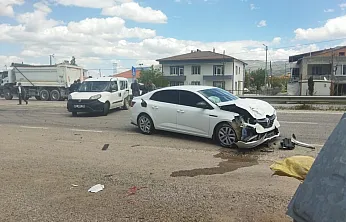 Doğanşehir Savaklı Mahallesi'nde Trafik Kazası! 2 Kişi Hastaneye Kaldırıldı