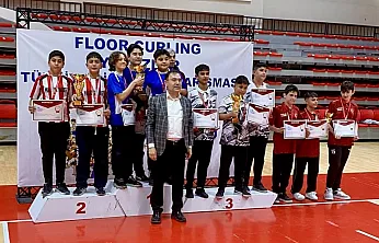 Floor Curling'de Malatya Rüzgarı! Türkiye İkincisi Oldular