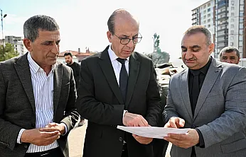 Karakavak Mahallesi'nde Yol ve Çevre Düzenleme Çalışmaları Hızlandı