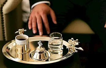 Kız İstemedeki Tuzlu Kahve Geleneği Nereden Geliyor? İşte Hikâyesi