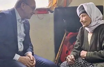 Malatya'da 90 Yaşındaki Bessey Nine'ye Vefa Ziyareti