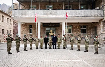 Malatya 2. Ordu'dan Sınırda Kritik Temaslar