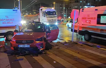 Malatya'da İki Otomobil Çarpıştı: Çöşnük'te Akşam Saatlerinde Kaza