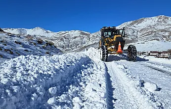 Malatya Buzlanma Nedeniyle Okullara Mola!