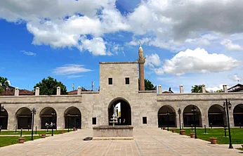 Malatya'da 6 Vakıf Eseri Tamamlandı, 19'unda Çalışmalar Sürüyor