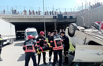 Malatya'da Altgeçitte Kaza! Ters Dönen Araç Refüje Çıktı: 1 Yaralı