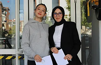 Malatya'da Anne Kızın Sınav Günü Heyecanı!
