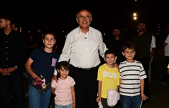 Malatya'da Başkan Sami Er'den Gençlerle Buluşma! Kent Parkı'nda Dikkat Çeken Mesajlar Verdi