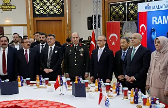 Malatya'da Bayram Zirvesi: Nikah Sarayı Tarihi Bir Kalabalığa Sahne Oldu!