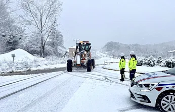 Malatya'da Beyaz Alarm: 457 Yol Kapandı!
