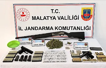 Malatya'da Dev Operasyon: Kilo Kilo Esrar ve Binlerce Mermi Ele Geçirildi!