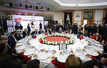 Malatya'da Dünya Engelliler Günü Akülü Sandalye Desteği