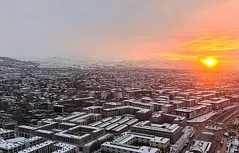Malatya'da Gün Batımı ve Kar Havadan Görüntülendi!