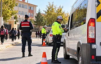 Malatya'da Güvenli Okul Denetimleri Sıklaştırıldı! Servislere Ceza Yağdı