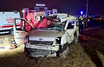 Malatya'da Havalimanı Servisi İle Otomobil Çarpıştı! 2 Ölü