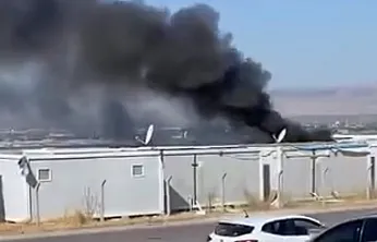 Malatya'da Kaderine Terk Edilen Konteyner Alev Aldı!