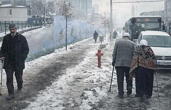 Malatya'da Kaldırımlarda Yürümek Cesaret İster!