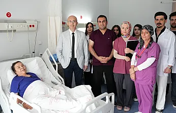 Malatya'da Karın Ağrısıyla Hastaneye Gitti, 15 Kiloluk Kitle Çıktı