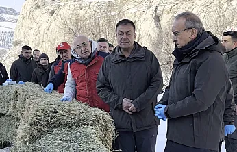 Malatya'da Karlı Dağlarda Yaşam Mesaisi