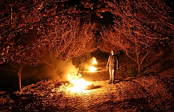 Malatya'da Kayısı Alarmı Üreticiler Bahçelerde Don Nöbetine Başladı!